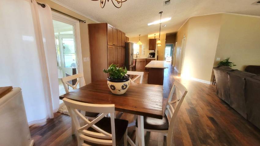 519 Tahiti Drive a Lake Wales, FL Mobile or Manufactured Home for Sale